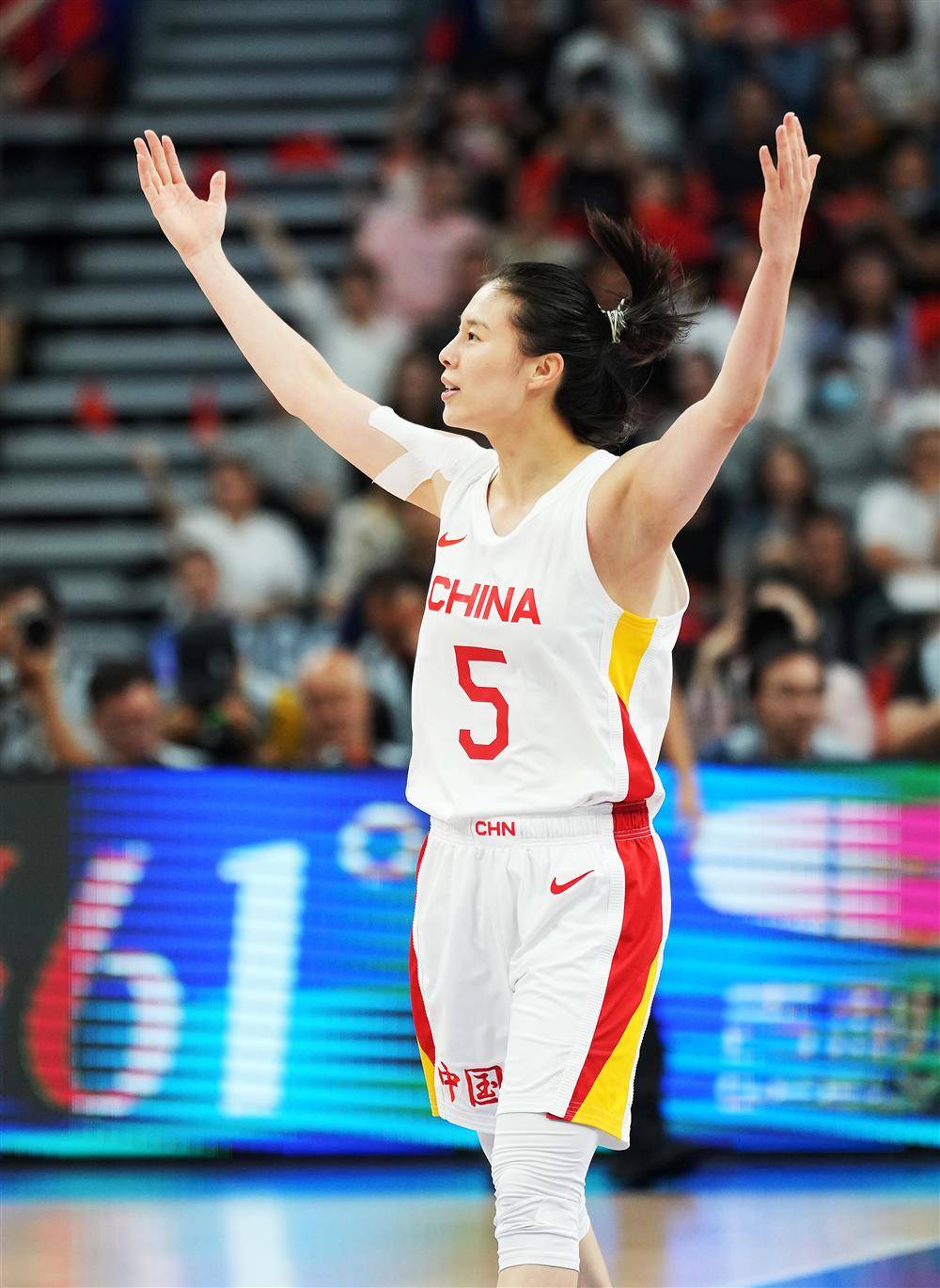 中国篮球太需要这场胜利，好在中国女篮顶住了！-第4张图片-太平洋在线下载
